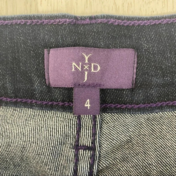 NYDJ Cropped Dark Wash Capri Jeans 4 - Picture 6 of 10